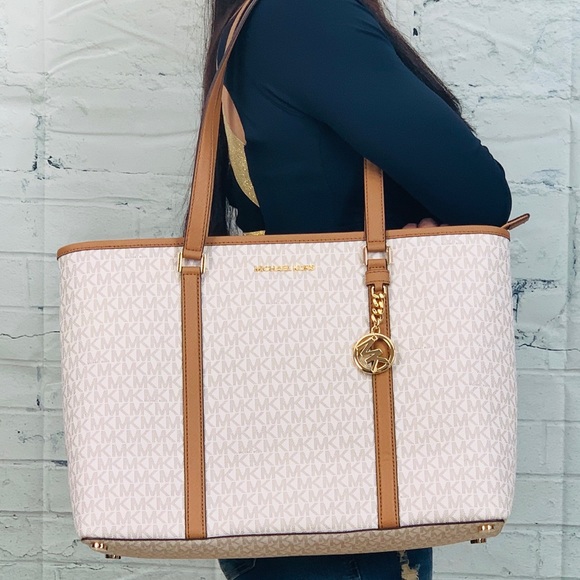 NWT Michael kors Sady Large tote vanilla - Picture 2 of 8